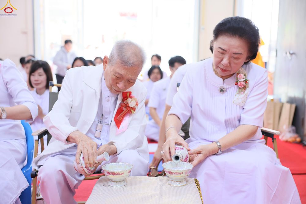 ภาพ No.291613:วันที่ 9 มกราคม พ.ศ. 2569 พิธีทอดผ้าป่าทำนุบำรุงศาสนสถาน ณ วัดเทพพล แขวงบางพรม เขตตลิ่งชัน กรุงเทพมหานคร ในโครงการธรรมยาตรา กตัญญูบูชา มหาปูชนียาจารย์ พระมงคลเทพมุนี(สด จนฺทสโร) พระผู้ปราบมาร อนุสรณ์สถาน 7 แห่ง ปีที่ 14