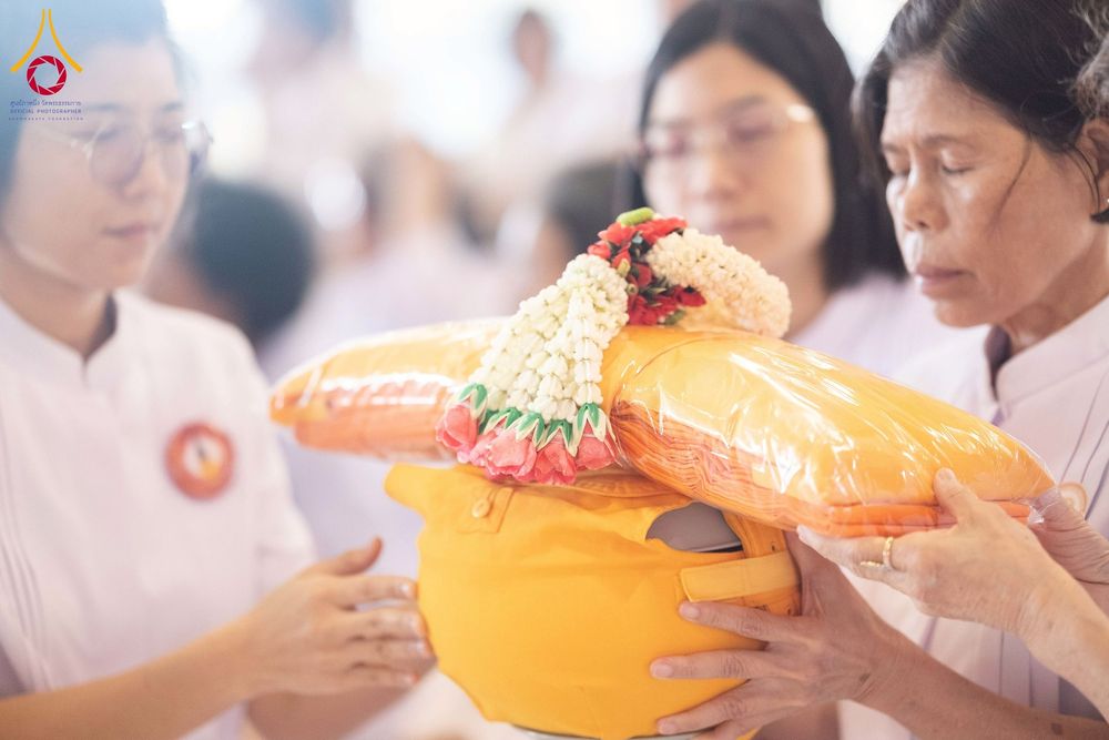 ภาพ No.277358:วันเสาร์ที่ 6 ธันวาคม พ.ศ. 2568 พิธีบรรพชาอุปสมบทและพิธีถวายบาตร โครงการอุปสมบทบูชาธรรมมหาปูชนียาจารย์ ประจำปี พ.ศ.2568 โครงการบวชพระนานาชาติ AEC และ WAB รุ่น CEO (นักบริหาร) รุ่นที่ 5 ณ โบสถ์พระไตรปิฏก วัดพระธรรมกาย