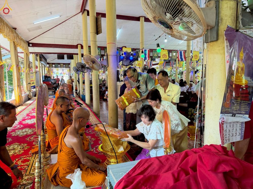 ภาพ No.253457:วันที่ 12 ตุลาคม พ.ศ. 2568 พิธีทอดกฐินสามัคคีทั่วไทย 30,000 วัด โดยคณะศิษยานุศิษย์ บูชาธรรม 81 ปี หลวงพ่อธัมมชโย ณ วัดบึงทองหลาง อำเภอบางน้ำเปรี้ยว จังหวัดฉะเชิงเทรา