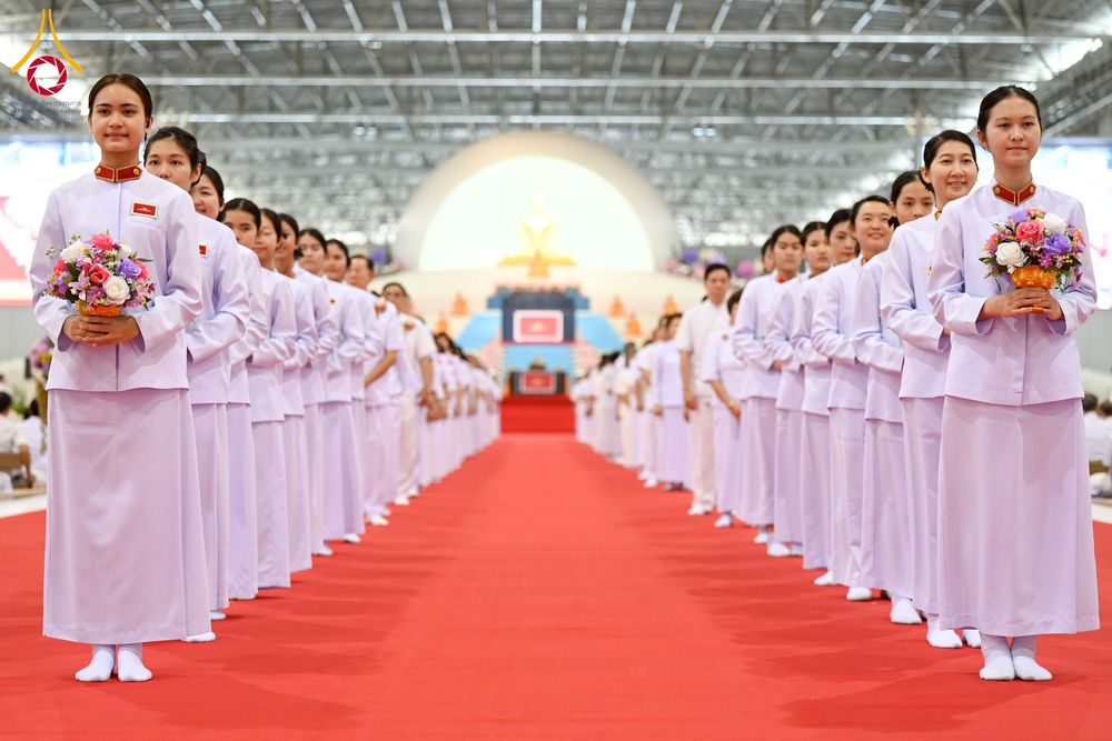 ภาพ No.261171:วันอาทิตย์ที่ 5 ตุลาคม พ.ศ. 2568 พิธีจุดเทียนใจ ไฟนิรันด์ อนันตชัย ณ สภาธรรมกายสากล วัดพระธรรมกาย