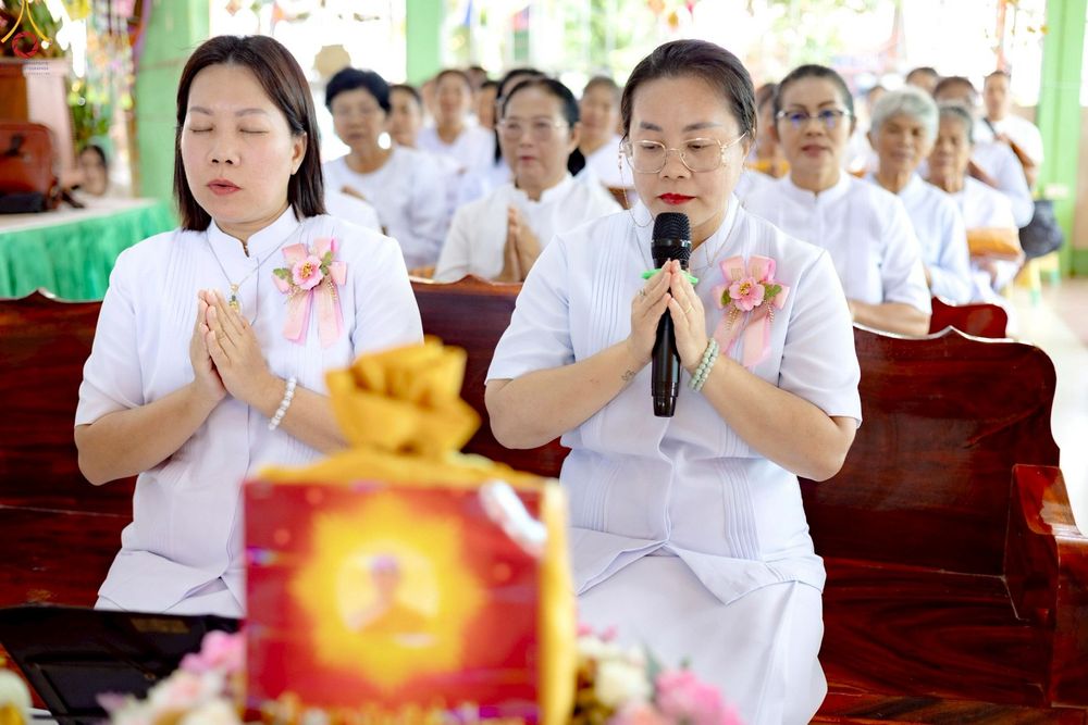 ภาพ No.256472:วันที่ 15 ตุลาคม พ.ศ. 2568 พิธีทอดกฐินสามัคคีทั่วไทย 30,000 วัด โดยคณะศิษยานุศิษย์ บูชาธรรม 81 ปี หลวงพ่อธัมมชโย ณ วัดสว่างนางโท อ.เมืองยาง จ.นครราชสีมา