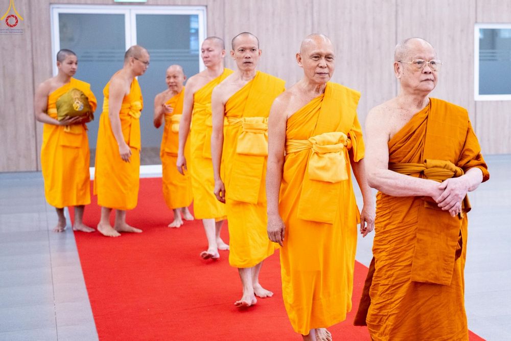 ภาพ No.241730:วันพุธที่ 27 สิงหาคม พ.ศ. 2568 พิธีมอบรางวัลเกียรติยศ แด่สามเณรที่สอบผ่าน โครงการสามเณรทรงปาฏิโมกข์ ปีที่ 3/2568 ณ ค่ายจองแชมป์ หมู่กฏิสามเณรเปรียญธรรม วัดพระธรรมกาย