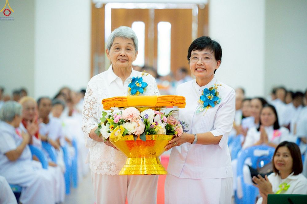 ภาพ No.255383:วันที่ 13 ตุลาคม พ.ศ. 2568 พิธีทอดกฐินสถาปนาอาคารเศรษฐีถาวร อาคารที่พักผู้มาปฏิบัติธรรม ณ ศูนย์ปฏิบัติธรรมจันทบุรี