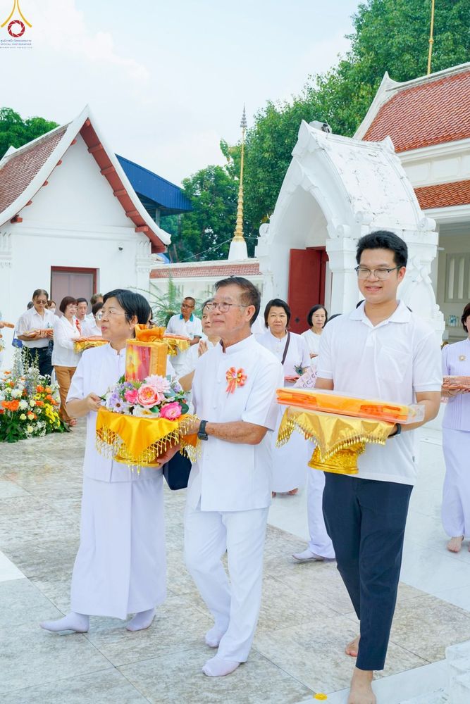 ภาพ No.286022:วันที่ 11 ตุลาคม พ.ศ. 2568 พิธีทอดกฐินสามัคคีทั่วไทย 30,000 วัด โดยคณะศิษยานุศิษย์ บูชาธรรม 81 ปี หลวงพ่อธัมมชโย ณ วัดโบสถ์บน ต.บางคูเวียง อ.บางกรวย จ.นนทบุรี