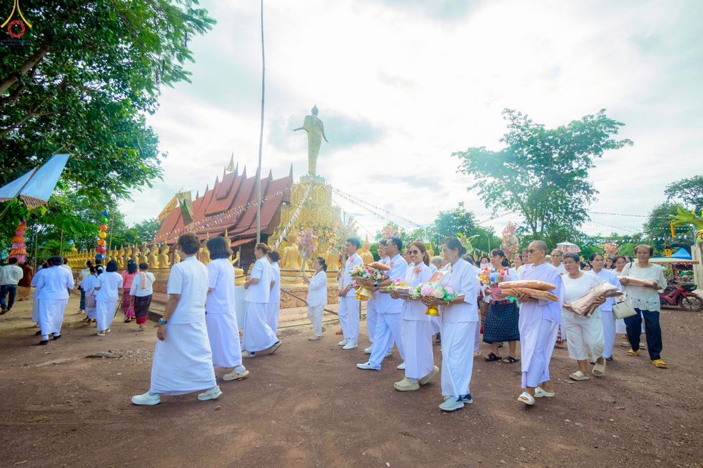 ภาพ No.271790:วันที่ 3 พฤศจิกายน พ.ศ. 2568 พิธีทอดกฐินสามัคคีทั่วไทย ณ วัดป่าพนังสลักได อ.หนองบัวแดง จ.ชัยภูมิ โดยคณะศิษยานุศิษย์ บูชาธรรม 81 ปี หลวงพ่อธัมมชโย