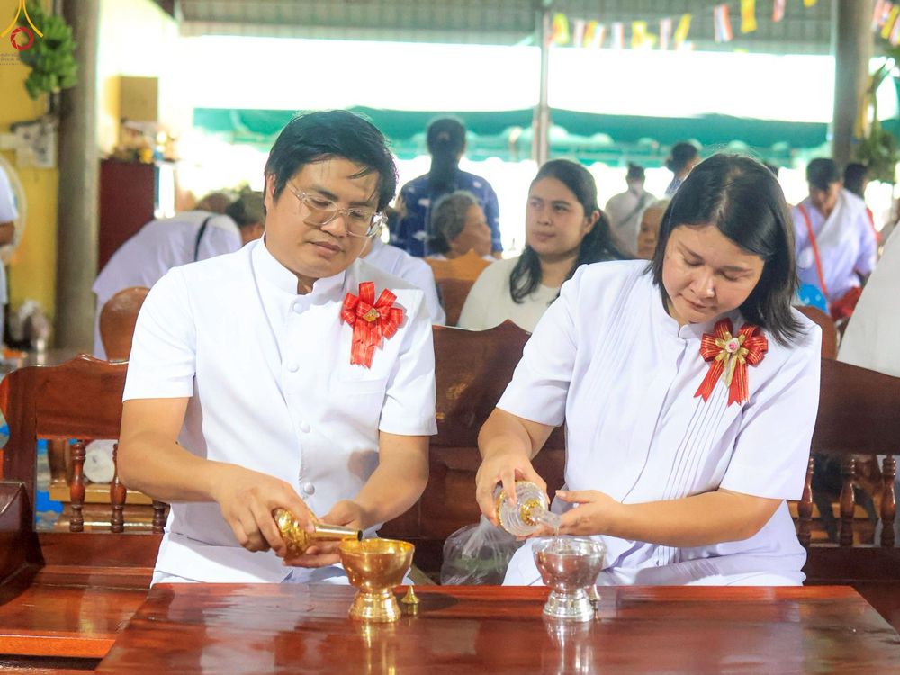 ภาพ No.256413:วันที่ 12 ตุลาคม พ.ศ. 2568 พิธีทอดกฐินสามัคคีทั่วไทย 30,000 วัด โดยคณะศิษยานุศิษย์ บูชาธรรม 81 ปี หลวงพ่อธัมมชโย ณ วัดหนองเค็ด จ.กาญจนบุรี