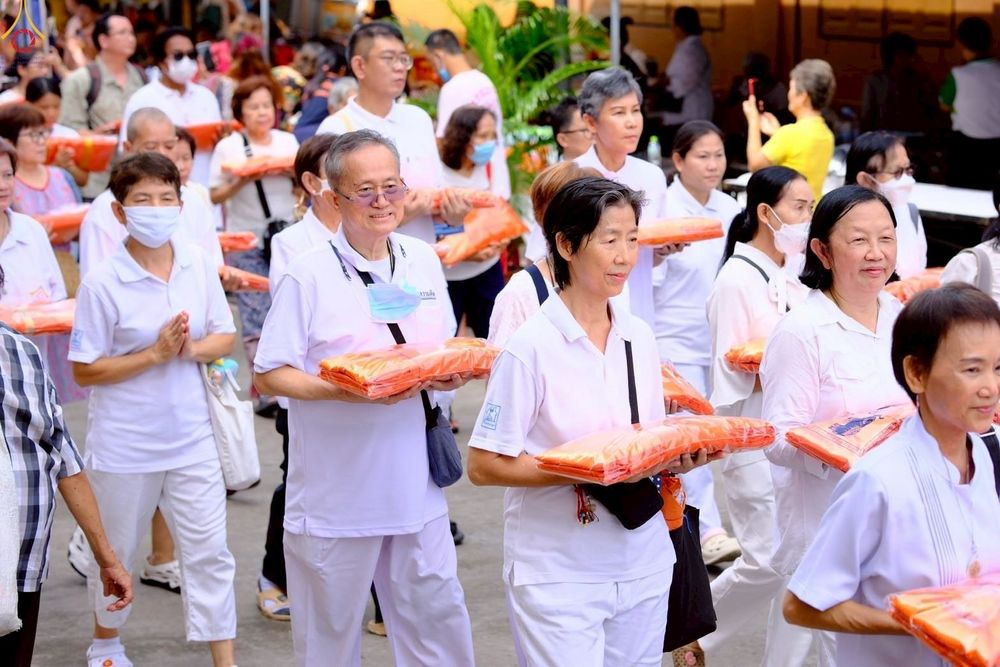 ภาพ No.251338:วันที่ 8 ตุลาคม พ.ศ. 2568 พิธีทอดกฐินสามัคคีทั่วไทย 30,000 วัด โดยคณะศิษยานุศิษย์ บูชาธรรม 81 ปี หลวงพ่อธัมมชโย ณ วัดทองบน กรุงเทพฯ