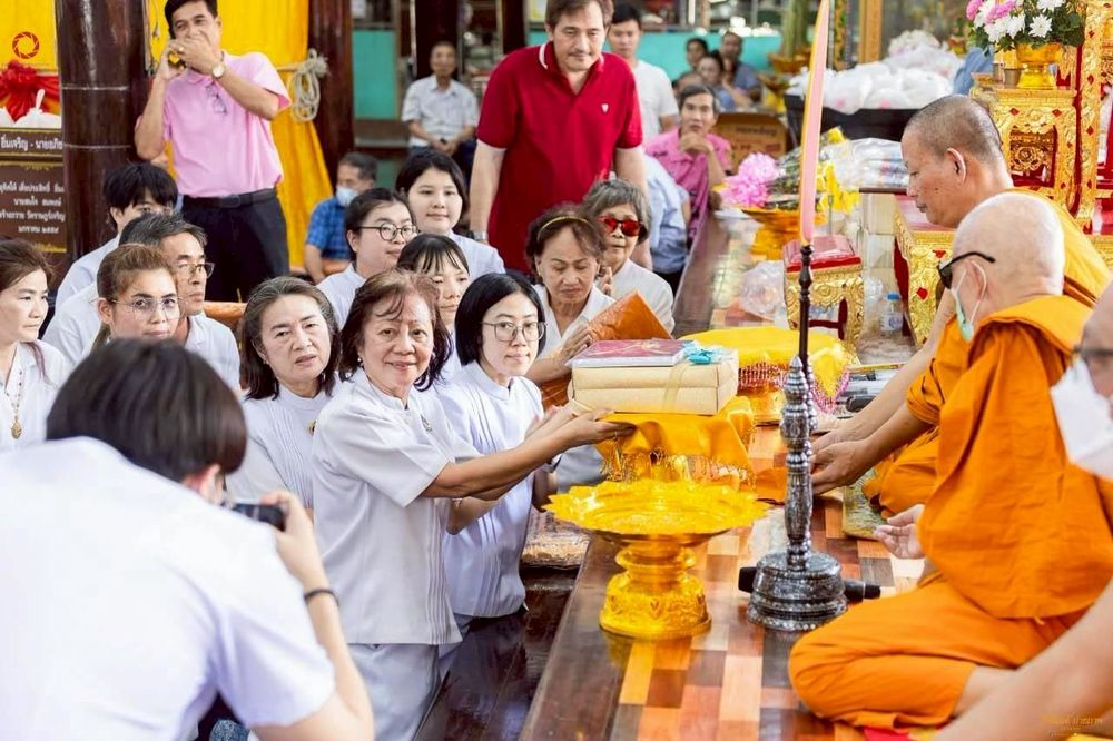 ภาพ No.268790:วันที่ 19 ตุลาคม พ.ศ. 2568 พิธีทอดกฐินสามัคคีทั่วไทย ณ วัดราษฎร์เจริญธรรม (วัดสุน) ต.ดำเนินสะดวก อ.ดำเนินสะดวก จ.ราชบุรี โดยคณะศิษยานุศิษย์ บูชาธรรม 81 ปี หลวงพ่อธัมมชโย