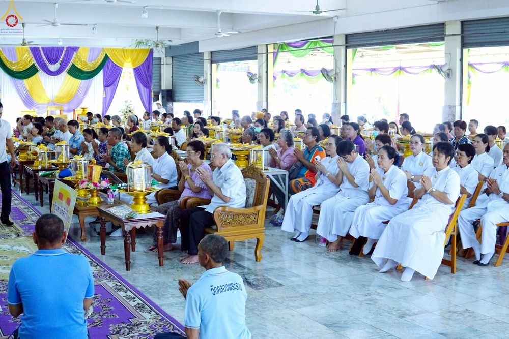 ภาพ No.260724:วันที่ 19 ตุลาคม พ.ศ. 2568 พิธีทอดกฐินสามัคคีทั่วไทย 30,000 วัด โดยคณะศิษยานุศิษย์ บูชาธรรม 81 ปี หลวงพ่อธัมมชโย ณ วัดคลองพระราม ต.แหลมฟ้าผ่า อ.พระสมุทรเจดีย์ จ.สมุทรปราการ