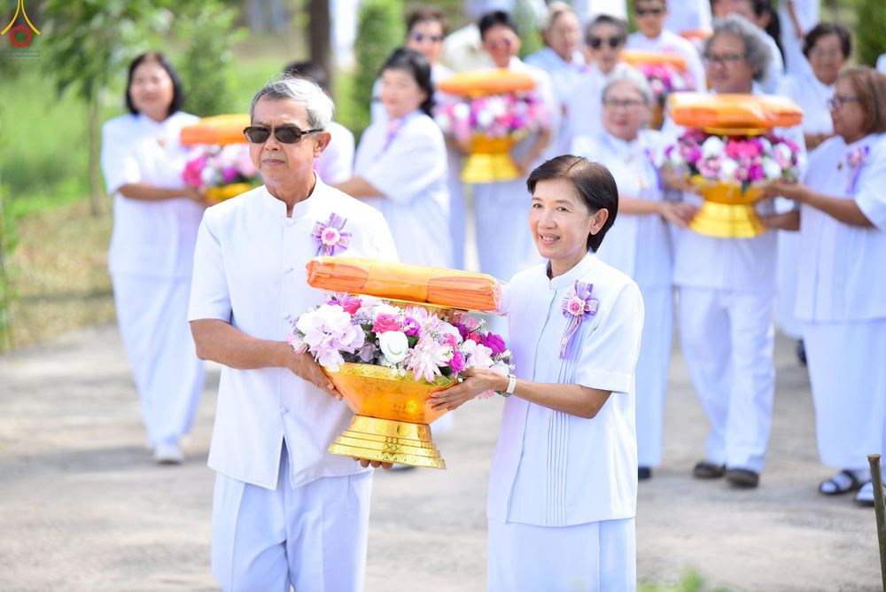 ภาพ No.260012:วันศุกร์ ที่ 17 ตุลาคม พ.ศ. 2568 ทอดกฐินสามัคคี "สร้างรัตนบัลลังก์ รองรับองค์พระประธาน"  ณ ธุดงคสถานนครสวรรค์ ต.หัวถนน อ.ท่าตะโก จ.นครสวรรค์