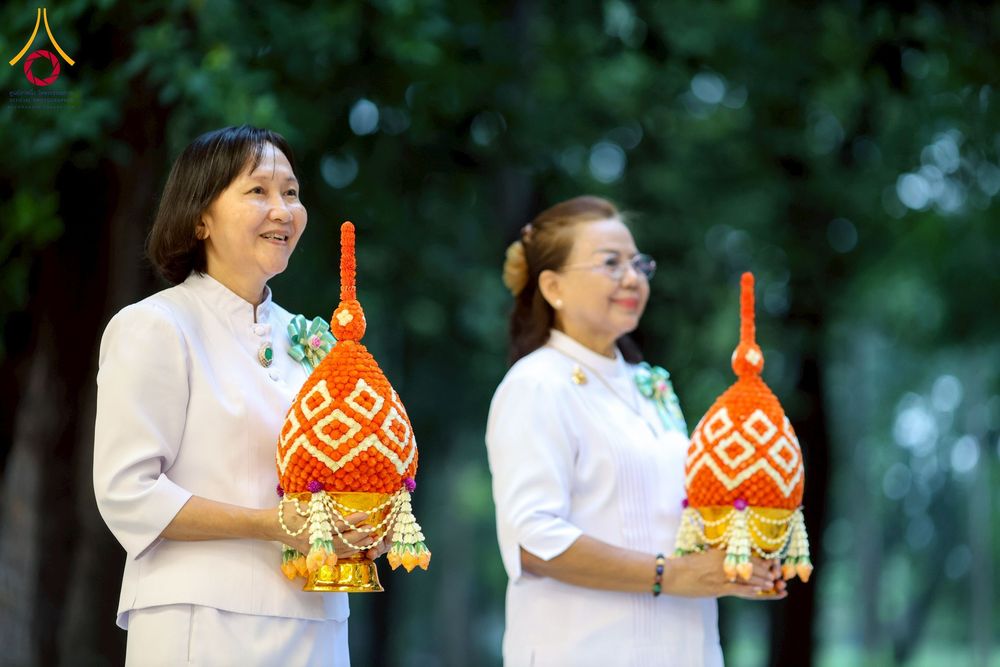 ภาพ No.244498:วันเสาร์ที่ 6 กันยายน พ.ศ. 2568 พิธีเวียนประทักษิณ และวันทาสีมาของนาคธรรมทายาท โครงการอุปสมบทหมู่บูชาธรรมครบรอบ 108 ปี วันครูผู้ค้นพบวิชชาธรรมกาย ณ โบสถ์พระไตรปิฎก วัดพระธรรมกาย