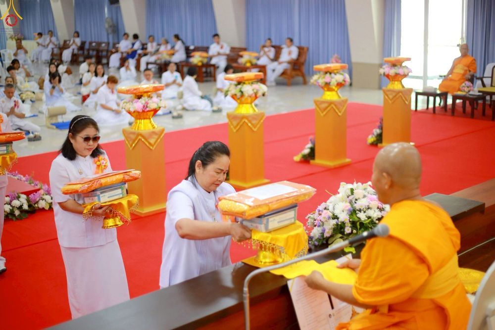 ภาพ No.261019:วันอังคารที่ 14 ตุลาคม พ.ศ. 2568 พิธีทอดกฐินสามัคคี "สร้างองค์พระเจดีย์เพื่อสร้างสันติภาพโลก" ขนาดหน้าตัก 10 เมตร ณ ศูนย์ปฏิบัติธรรมระยอง(บ้านช่องลม) ตำบลบางบุตร อำเภอบ้านค่าย จังหวัดระยอง