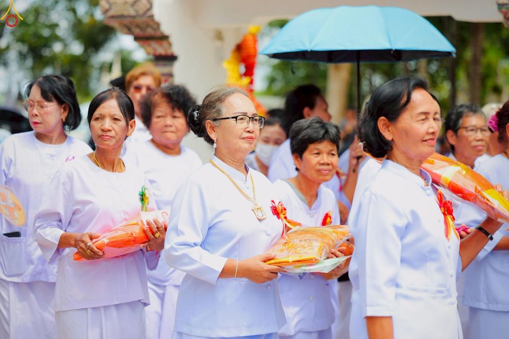 ภาพ No.268008:วันที่ 26 ตุลาคม พ.ศ. 2568 พิธีทอดกฐินสามัคคีทั่วไทย ณ วัดโพธิญาณ ต.หนองโพรง อ.ศรีมหาโพธิ จ.ปราจีนบุรี โดยคณะศิษยานุศิษย์ บูชาธรรม 81 ปี หลวงพ่อธัมมชโย