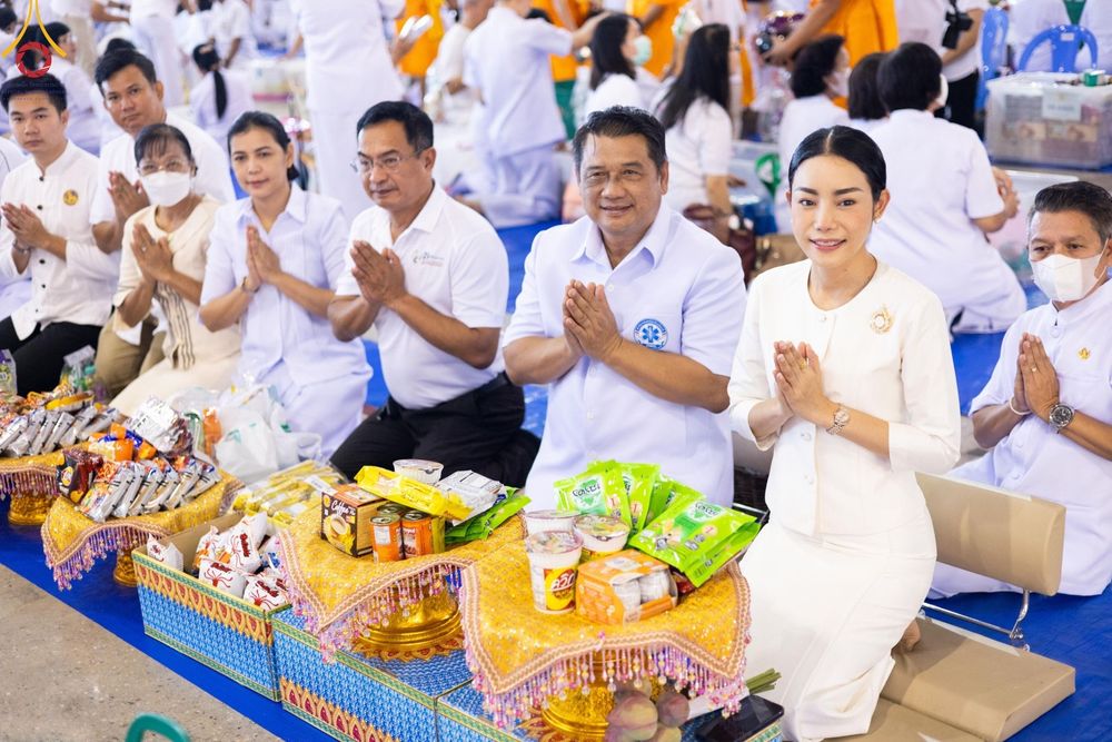 ภาพ No.124412:พิธีตักบาตรในวันมาฆบูชา ณ บ้านแก้วเรือนทองคุณยายฯ วัดพระธรรมกาย จ.ปทุมธานี วันเสาร์ที่ 24 กุมภาพันธ์ พ.ศ. 2567