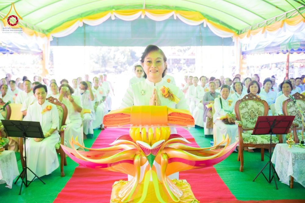 ภาพ No.175461:พิธีทอดกฐินสามัคคี ณ ศูนย์ปฏิบัติธรรมแก้วมงคลสกลนคร(หนองหาร) ต.ท่าแร่ อำเภอเมือง จังหวัดสกลนคร วันที่ 15 พฤศจิกายน พ.ศ. 2567