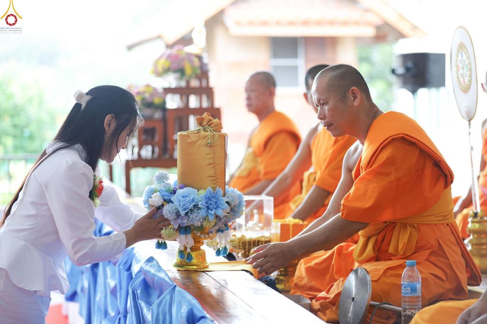 ภาพ No.255959:วันที่ 15 ตุลาคม พ.ศ. 2568 พิธีทอดกฐินสามัคคีทั่วไทย 30,000 วัด โดยคณะศิษยานุศิษย์ บูชาธรรม 81 ปี หลวงพ่อธัมมชโย ณ ศูนย์ปฏิบัติธรรมชุมพร ต.ดอนยาง อ.ปะทิว จ.ชุมพร