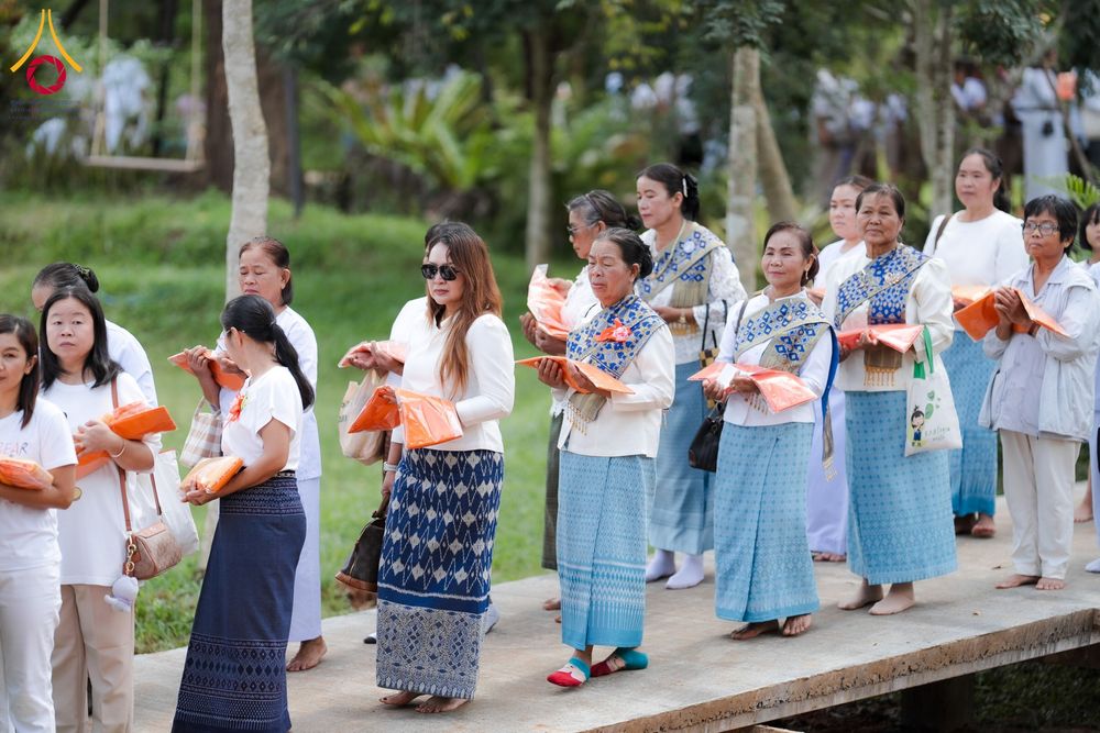 ภาพ No.165633:พิธีทอดกฐินศูนย์ปฏิบัติธรรมแก้วภูเรือ จ.เลย ในโครงการกฐินสามัคคีทั่วไทย 30,000 วัด บูชาธรรม 80 ปี หลวงพ่อธัมมชโย โดยคณะศิษยานุศิษย์วัดพระธรรมกาย วันที่ 20 ตุลาคม พ.ศ. 2567