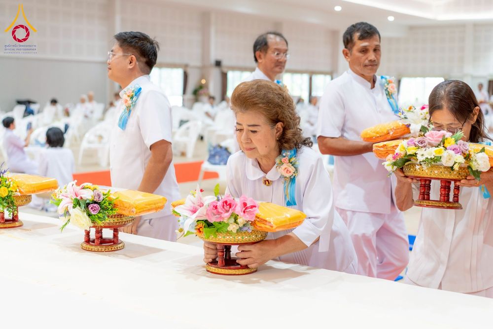 ภาพ No.255019:วันที่ 15 ตุลาคม พ.ศ. 2568 พิธีทอดกฐินสามัคคีประจำปี 2568 บูชาธรรม 81 ปี หลวงพ่อธัมมชโย ณ ศูนย์อบรมเยาวชนกาญจนบุรี