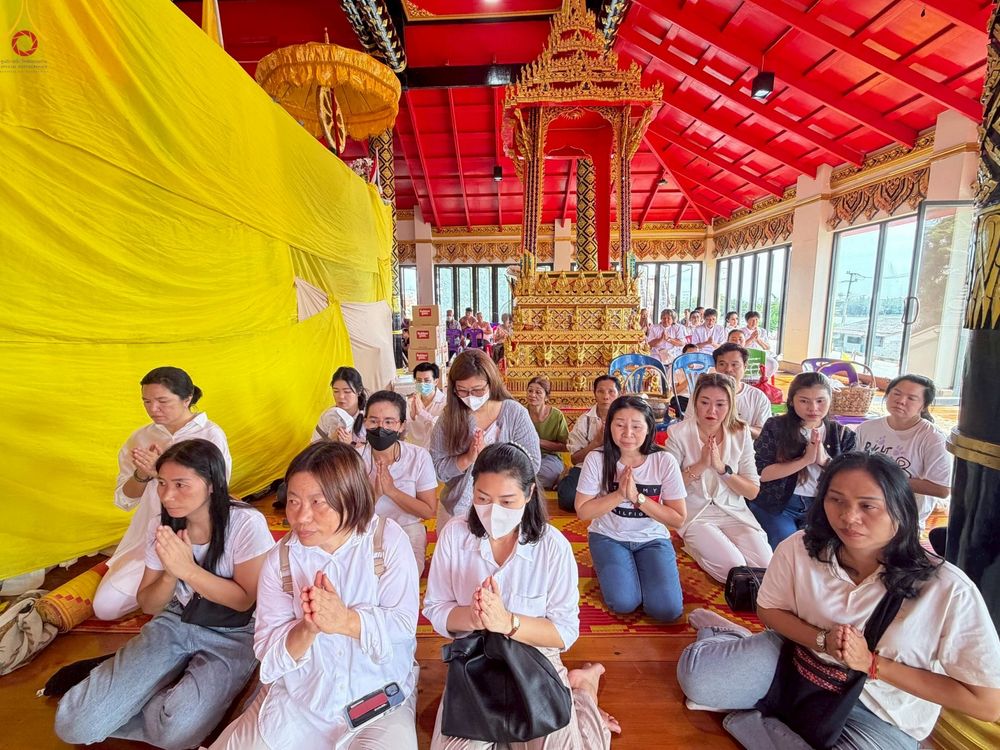 ภาพ No.250175:วันพุธที่ 8 ตุลาคม พ.ศ. 2568 พิธีทอดกฐินสามัคคีทั่วไทย 30,000 วัด โดยคณะศิษยานุศิษย์ บูชาธรรม 81 ปี หลวงพ่อธัมมชโย ณ วัดดอนไก่ดี อ.กระทุ่มแบน จ.สมุทรสาคร