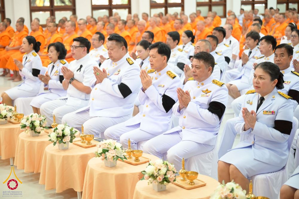 ภาพ No.262467:วันที่ 30 ตุลาคม พ.ศ. 2568 พสกนิกรอำเภอคลองหลวง จัดพิธีบำเพ็ญกุศลสัตตมวาร ถวายพระราชกุศลแด่สมเด็จพระพันปีหลวง ณ วัดพระธรรมกาย