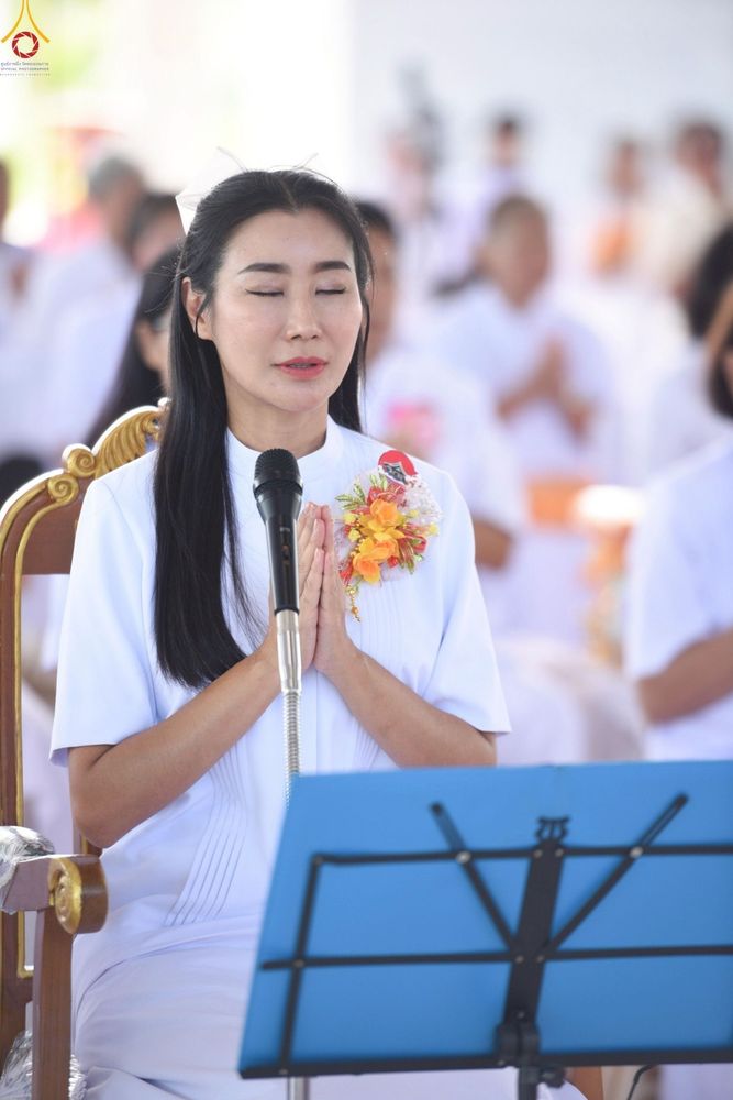 ภาพ No.262401:วันที่ 19 ตุลาคม พ.ศ. 2568 พิธีทอดกฐินสถาปนา แผ่นบันมงคลมหาเศรษฐี อาคาร 80 ปี หลวงพ่อธัมมชโย ในโครงการกฐินสามัคคีทั่วไทย 30,000 วัด บูชาธรรม 81 ปี หลวงพ่อธัมมชโย โดยคณะศิษยานุศิษย์วัดพระธรรมกาย ณ ศูนย์ปฏิบัติธรรมวิหารแดง ต.เจริญธรรม อ.วิหารแดง จ.สระบุรี