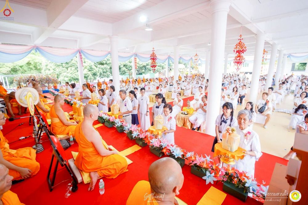 ภาพ No.251819:วันที่ 8 ตุลาคม พ.ศ. 2568 พิธีทอดกฐินสามัคคีทั่วไทย 30,000 วัด โดยคณะศิษยานุศิษย์ บูชาธรรม 81 ปี หลวงพ่อธัมมชโย ณ ศูนย์ปฏิบัติธรรมสวนผึ้ง จ.ราชบุรี