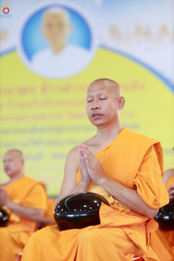 ภาพ No.263886:วันอาทิตย์ที่ 2 พฤศจิกายน พ.ศ. 2568 พิธีตักบาตรอาทิตย์ต้นเดือน ณ บ้านแก้วเรือนทองคุณยายฯ วัดพระธรรมกาย