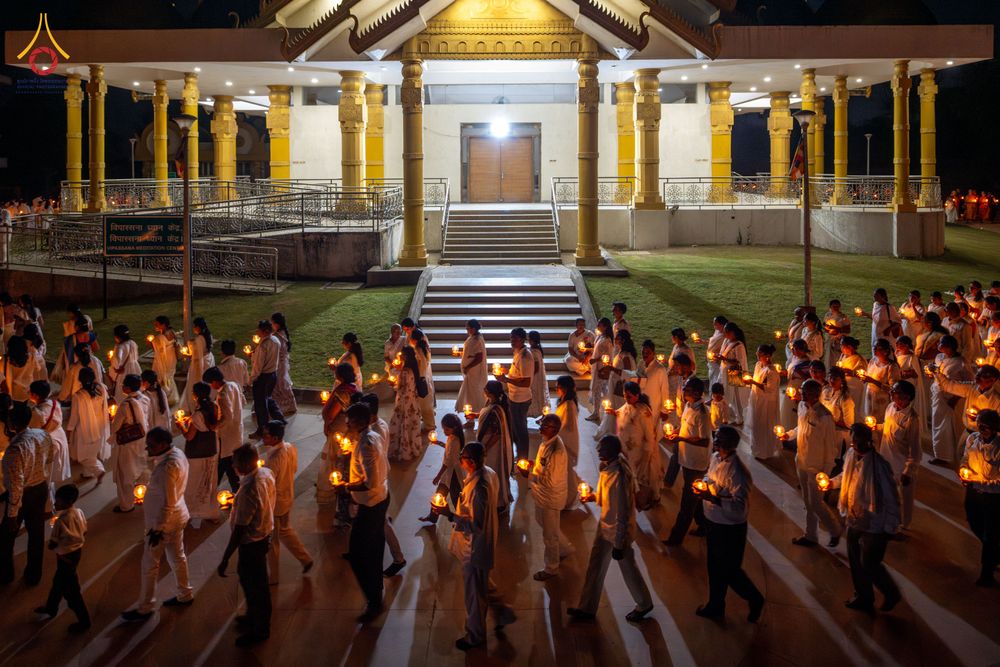 ภาพ No.321749:วันที่ 12 เมษายน พ.ศ.2569 วัดพระธรรมกาย ร่วมกับพุทธสภาแห่งอินเดีย ถวายมหาสังฆทาน 135 วัด ดร.ภีมราว รามชี อัมเบดการ์ (Dr. B.R. Ambedkar) รัฐบุรุษผู้ฟื้นฟูพระพุทธศาสนา ณ วัดพุทธสันติวันธรรมชัย เมืองนาคปูร์ รัฐมหาราษฏระ สาธารณรัฐอินเดีย
