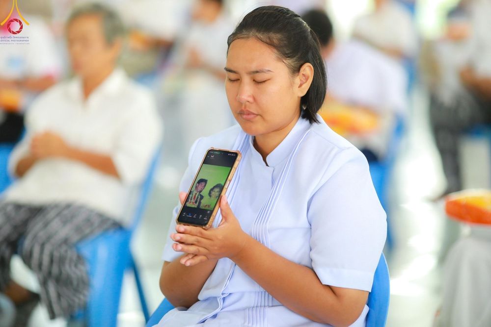 ภาพ No.158844:พิธีบุพเปตพลี ครั้งที่ 156 ร่วมอุทิศบุญแด่หมู่ญาติที่ล่วงลับไปแล้ว และสืบทอดอายุพระพุทธศาสนา วันพุธที่ 2 ตุลาคม พ.ศ. 2567 (วันพระ แรม 15 ค่ำ เดือน 10) ณ หอฉันคุณยายอาจารย์ฯ วัดพระธรรมกาย