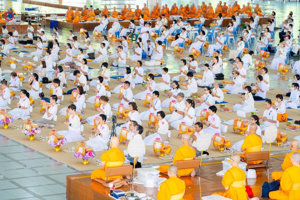ภาพ No.177384:พิธีถวายภัตตาหารเมนูสวรรค์ และพิธีบุพเปตพลี ครั้งที่ 158 ร่วมอุทิศบุญแด่หมู่ญาติที่ล่วงลับไปแล้ว และสืบทอดอายุพระพุทธศาสนา ณ วัดพระธรรมกาย วันที่ 30 พฤศจิกายน พ.ศ.2567 (วันพระ แรม 15 ค่ำ เดือน 12)