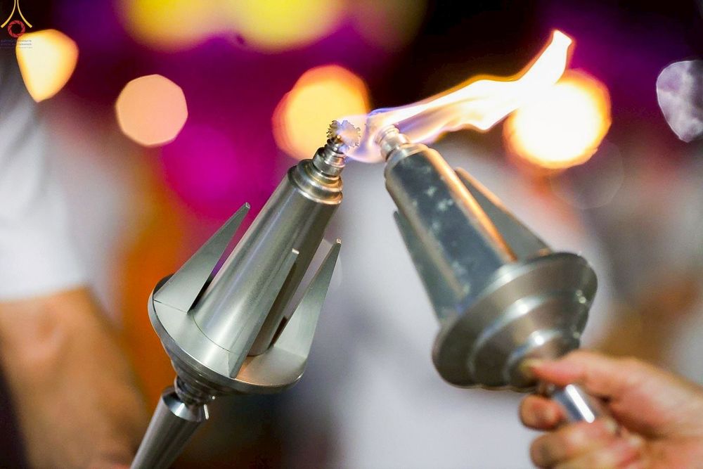 ภาพ No.253646:วันที่ 10 ตุลาคม พ.ศ. 2568 พิธีจุดประทีปบูชาพระผู้ปราบมาร, พิธีจุดประทีปบนพระมหาธรรมกายเจดีย์  20,000 ดวง เนื่องในวันคล้ายวันเกิดครบรอบ 141 ปี พระมงคลเทพมุนี (สด จนฺทสโร)