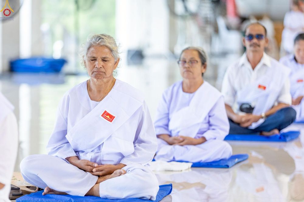 ภาพ No.246737:วันที่ 16-18 กันยายน พ.ศ. 2568 โครงการอบรมอุบาสกแก้วอุบาสิกาแก้ว รุ่นที่ 2 ณ ธุดงคสถานพิษณุโลก