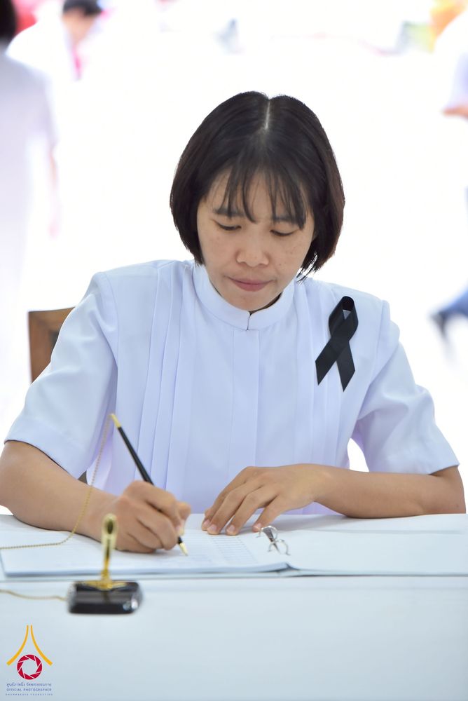 ภาพ No.267573:วันที่ 7 พฤศจิกายน พ.ศ. 2568 พสกนิกรอำเภอคลองหลวง รวมใจบำเพ็ญกุศลปัณรสมวาร (15 วัน) อุทิศถวายเป็นพระราชกุศลแด่ “สมเด็จพระพันปีหลวง” ณ วัดพระธรรมกาย