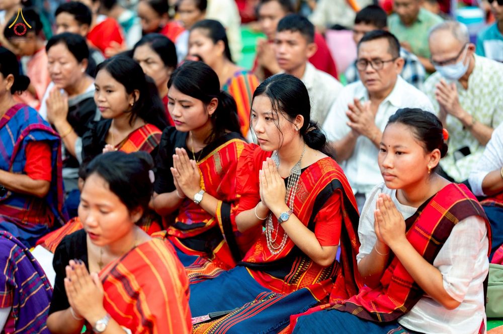 ภาพ No.257519:วันที่ 17 ตุลาคม พ.ศ. 2568 พิธีทอดกฐินสมทบวัดกัลยาณมิตรต่างประเทศ  บูชาธรรม 81 ปี หลวงพ่อธัมมชโย ณ ศูนย์ปฏิบัติธรรมไมตรีปูร์ เมืองคาร์การชารี ประเทศบังกลาเทศ 