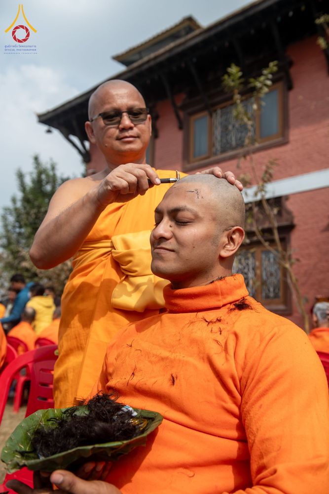 ภาพ No.209782:วันที่ 28 กุมภาพันธ์ พ.ศ.2568 พิธีเปิดโครงการบวชสามเณร พิธีถวายไทยธรรม พิธีขอขมามอบผ้าไตร  ณ เมืองปาตัน ประเทศเนปาล