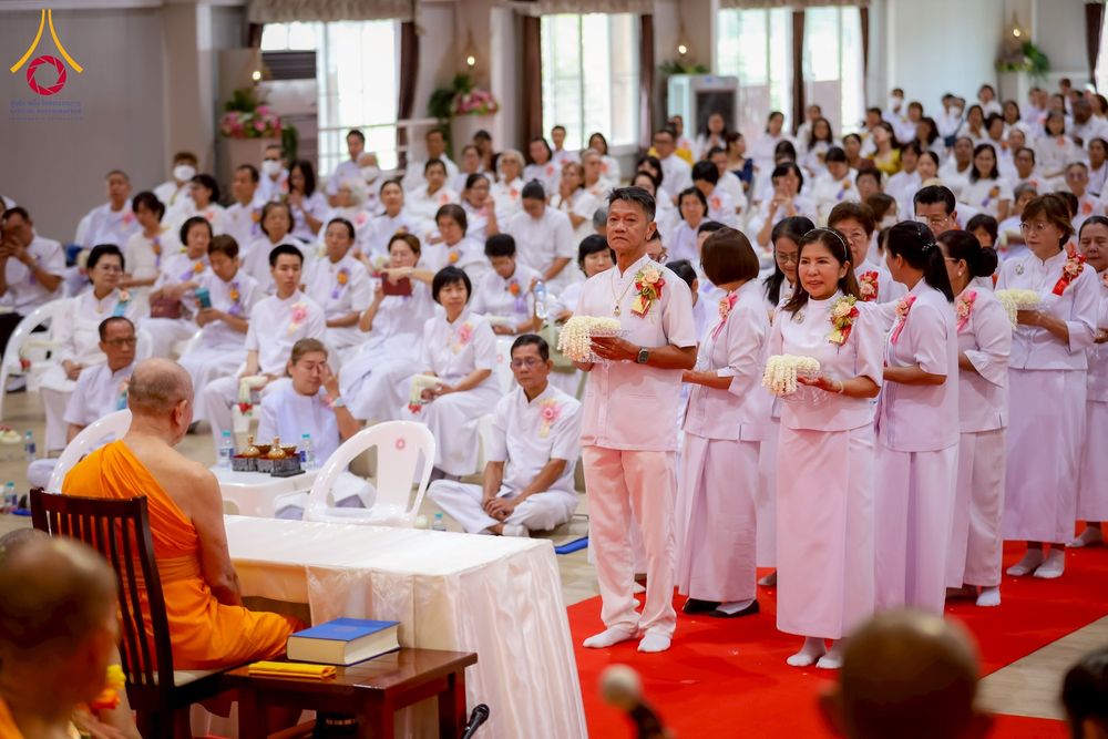 ภาพ No.254808:วันที่ 15 ตุลาคม พ.ศ. 2568 พิธีบรรจุพระบรมสารีริกธาตุภายในพระเกตุองค์พระประธาน สมโภชพระประธาน พระธรรมกาย ณ ศูนยอบรมเยาวชนกาญจนบุรี