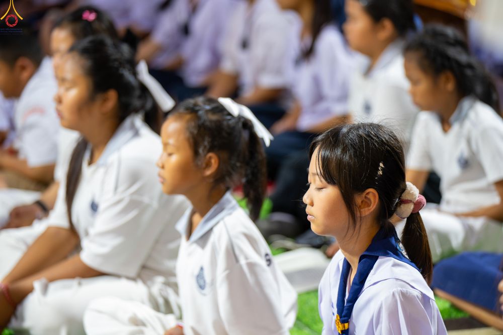 ภาพ No.301262:วันที่ 22 มกราคม พ.ศ. 2569 พิธีทอดผ้าป่าทำนุบำรุงศาสนสถาน ณ วัดใหม่พิบูลย์ผล อ.สองพี่น้อง จ.สุพรรณบุรี ในโครงการธรรมยาตรา กตัญญูบูชา มหาปูชนียาจารย์ พระมงคลเทพมุนี(สด จนฺทสโร) พระผู้ปราบมาร อนุสรณ์สถาน 7 แห่ง ปีที่ 14