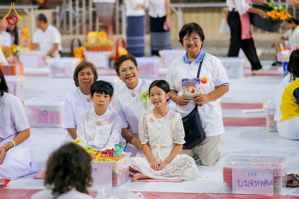 ภาพ No.313832:วันอาทิตย์ที่ 14 มีนาคม พ.ศ. 2569 ทำบุญเมืองหาดใหญ่ตักบาตรพระ 1,109 รูป เติมบุญใหญ่ หลังวิกฤตมหาอุทกภัย ณ ซุ้มประตูไชน่าทาวน์ ถนนศุภสารรังสรรค์ อ.หาดใหญ่ จ.สงขลา