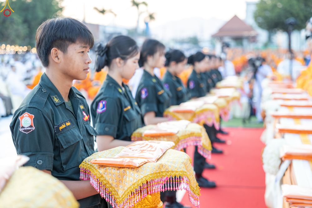 ภาพ No.282484:วันที่ 19 -20 ธันวาคม พ.ศ.2568 เบื้องหลังความสำเร็จ ของการจัดงานตักบาตร พระ 10,000 รูป Skywalk กาญจนบุรี