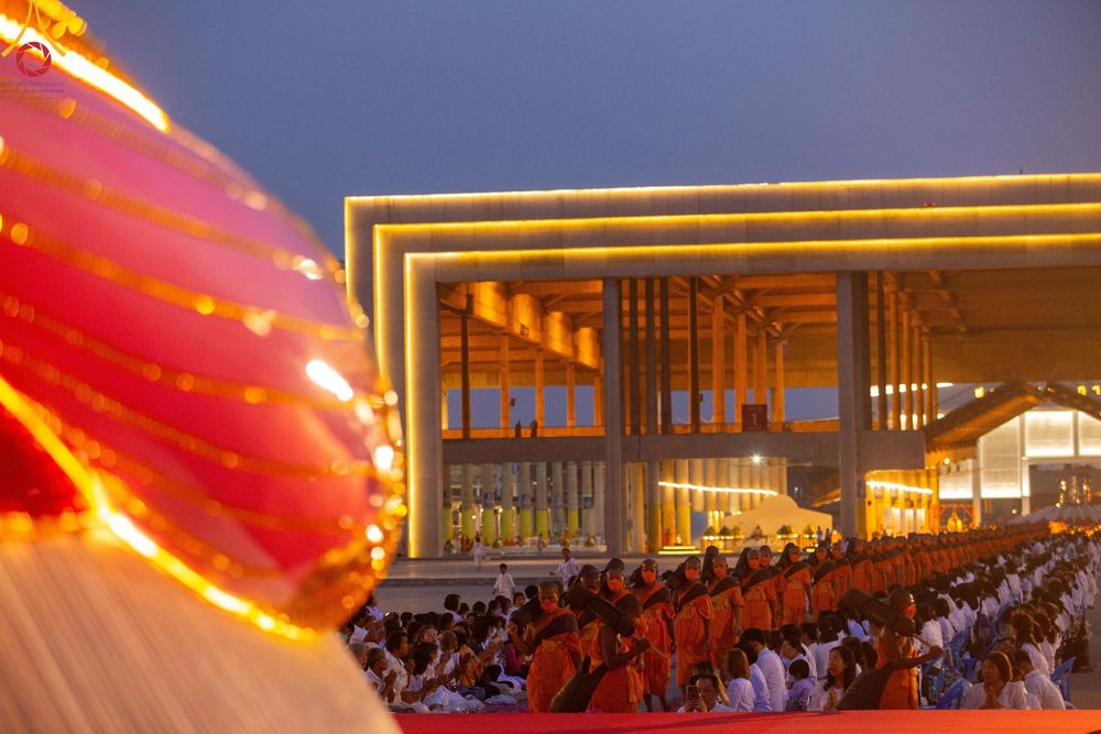 ภาพ No.120481:พิธีต้อนรับพระธรรมยาตรา ในโครงการธรรมยาตรา กตัญญูบูชา มหาปูชนียาจารย์ พระมงคลเทพมุนี(สด จนฺทสโร) พระผู้ปราบมาร อนุสรณ์สถาน 7 แห่ง ปีที่ 12 วันที่ 28 มกราคม พ.ศ. 2567 ณ วัดพระธรรมกาย จ.ปทุมธานี (ชุดที่ 2)