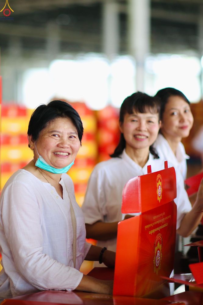 ภาพ No.320529:วันที่ 10 เมษายน พ.ศ.2569 การเตรียมกล่องไทยธรรม เพื่องานถวายมหาสังฆทาน 40,000 กว่าวัดทั่วประเทศ วันคุ้มครองโลก 22 เมษายน พ.ศ.2569 วัดพระธรรมกาย