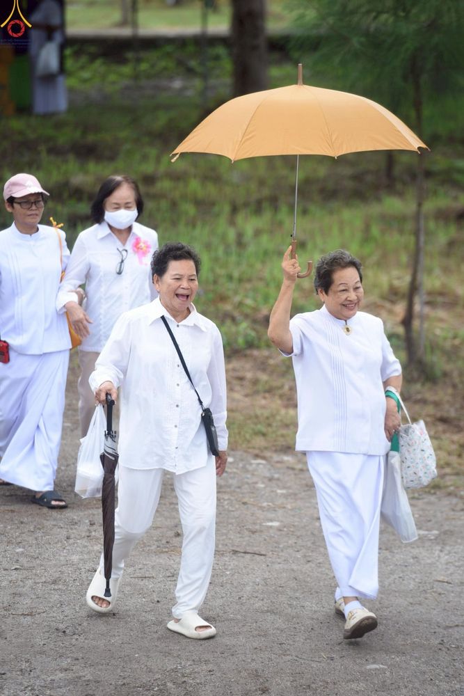 ภาพ No.246875:วันอาทิตย์ที่ 14 กันยายน พ.ศ. 2568 พิธีทอดผ้าป่า ซื้อดิน ปรับพื้นที่ลานธรรม  และพิธีกลั่นแผ่นดิน โปรยทราย สถาปนาองค์พระเจดีย์ เพื่อสร้างสันติภาพโลก  ณ ศูนย์ปฏิบัติธรรมสระบุรี อ.พระพุทธบาท จ.สระบุรี