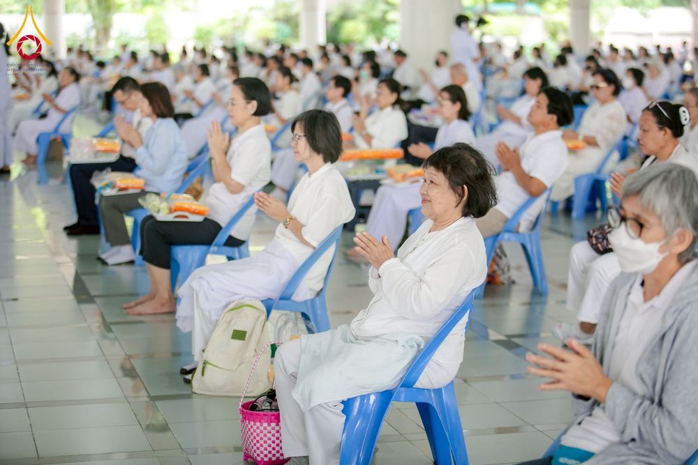 ภาพ No.265932:วันพุธที่ 5 พฤศจิกายน พ.ศ. 2568 (วันพระ ขึ้น 15 ค่ำ เดือน 12) พิธีบุพเปตพลี ครั้งที่ 172 ร่วมอุทิศบุญแด่หมู่ญาติที่ล่วงลับไปแล้ว และสืบทอดอายุพระพุทธศาสนา ณ หอฉันคุณยายอาจารย์ฯ วัดพระธรรมกาย