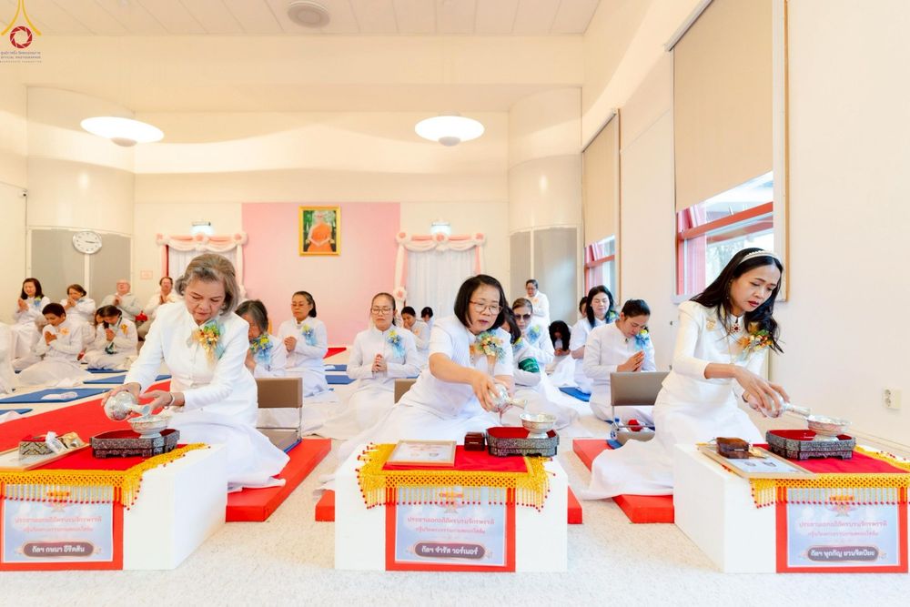 ภาพ No.260646:วันอาทิตย์ที่ 19 ตุลาคม พ.ศ. 2568 พิธีทอดกฐิน วัดพระธรรมกายสตอกโฮล์ม ประเทศสวีเดน 