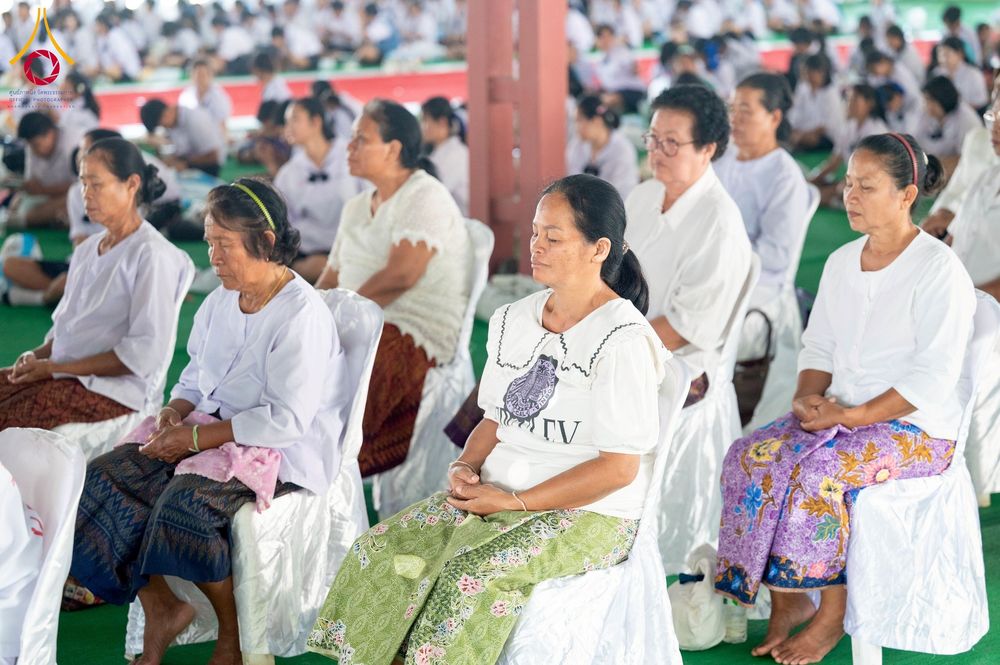 ภาพ No.266020:วันพุธที่ 5 พฤศจิกายน พ.ศ. 2568 (วันพระ ขึ้น 15 ค่ำ เดือน 12) พิธีทอดกฐิน ณ พุทธอุทยานนานาชาติ  อ.โพนพิสิย จ.หนองคาย
