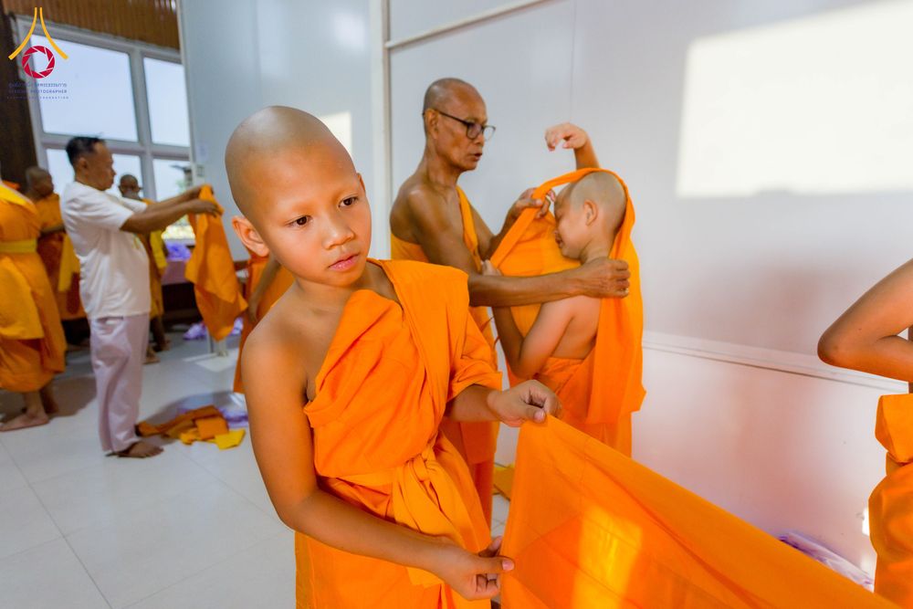 ภาพ No.317518:วันอาทิตย์ ที่ 29 มีนาคม พ.ศ.2569  พิธีปลงผม , พิธีขอขมามอบบาตรและผ้าไตร , พิธีบรรพชา ณ ศูนย์ปฏิบัติธรรมสมุทรปราการ จำนวน 42 รูป