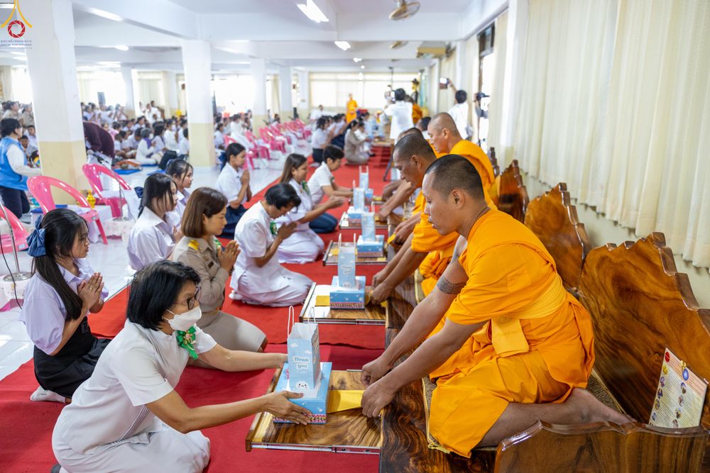 ภาพ No.293097:วันที่ 12 มกราคม พ.ศ. 2569 พิธีทอดผ้าป่าทำนุบำรุงศาสนสถาน ณ วัดไผ่โรงวัว ต.บางตาเถร อ.สองพี่น้อง จ.สุพรรณบุรี ในโครงการธรรมยาตรา กตัญญูบูชา มหาปูชนียาจารย์ พระมงคลเทพมุนี(สด จนฺทสโร) พระผู้ปราบมาร อนุสรณ์สถาน 7 แห่ง ปีที่ 14