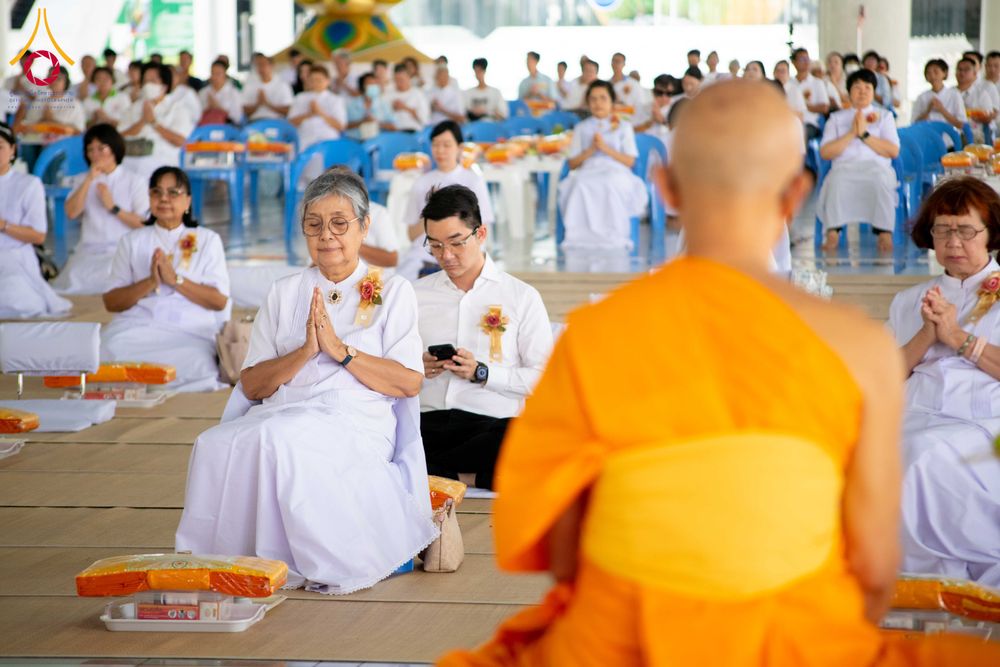 ภาพ No.315408:วันที่ 20 มีนาคม พ.ศ. 2569 พิธีเจริญพระพุทธมนต์ เนื่องในวาระอายุวัฒนมงคล 75 ปี พระเดชพระคุณพระภาวนาธรรมวิเทศ วิ. (ภูเบศ ฌานาภิญโญ) ผู้ช่วยเจ้าอาวาสวัดพระธรรมกาย และเจ้าอาวาสวัดพระธรรมกายเบเนลักซ์ ประเทศเบลเยียม  ณ หอฉันคุณยายอาจารย์ฯ วัดพระธรรมกาย