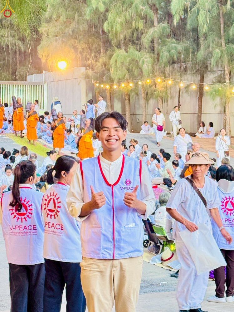 ภาพ No.296248:ภาพเบื้องหลังอาสาสมัครรวมใจ ชุดที่ 2 ในโครงการธรรมยาตรา กตัญญูบูชา มหาปูชนียาจารย์ พระมงคลเทพมุนี(สด จนฺทสโร) พระผู้ปราบมาร อนุสรณ์สถาน 7 แห่ง ปีที่ 14