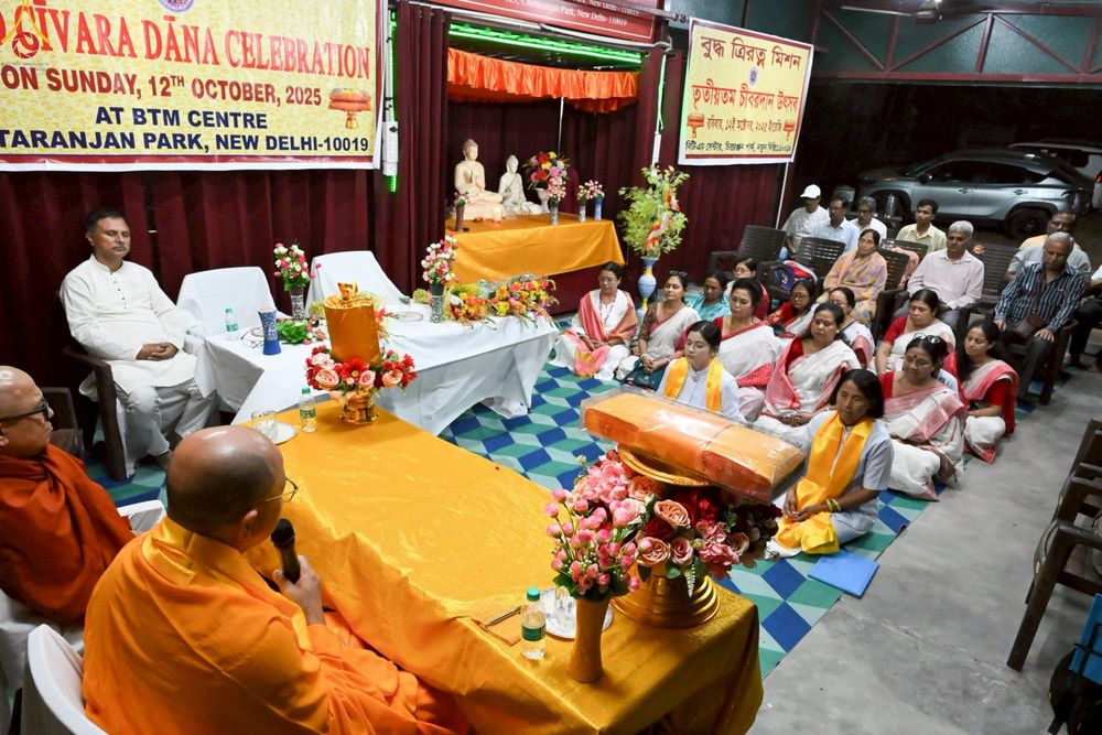 ภาพ No.263423:วันที่ 17 ตุลาคม พ.ศ. 2568 ทอดกฐินสมทบวัดต่างประเทศ ณ ศูนย์เผยแผ่พุทธรัตนะ กรุงเดลลี ประเทศอินเดีย 